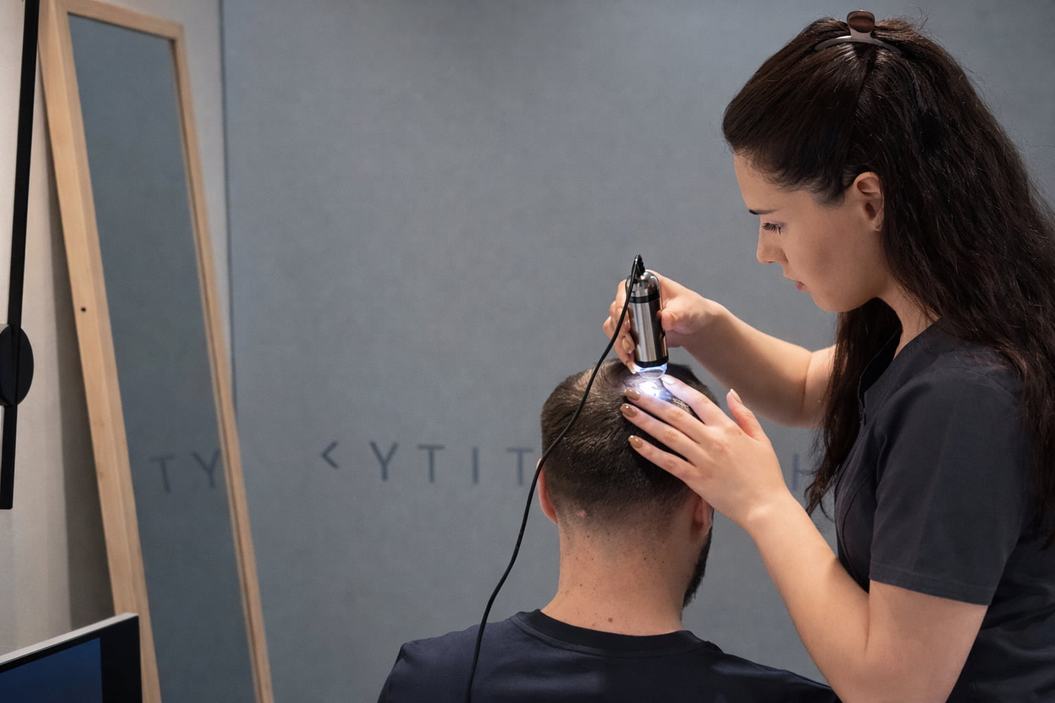 Консультація трихолога