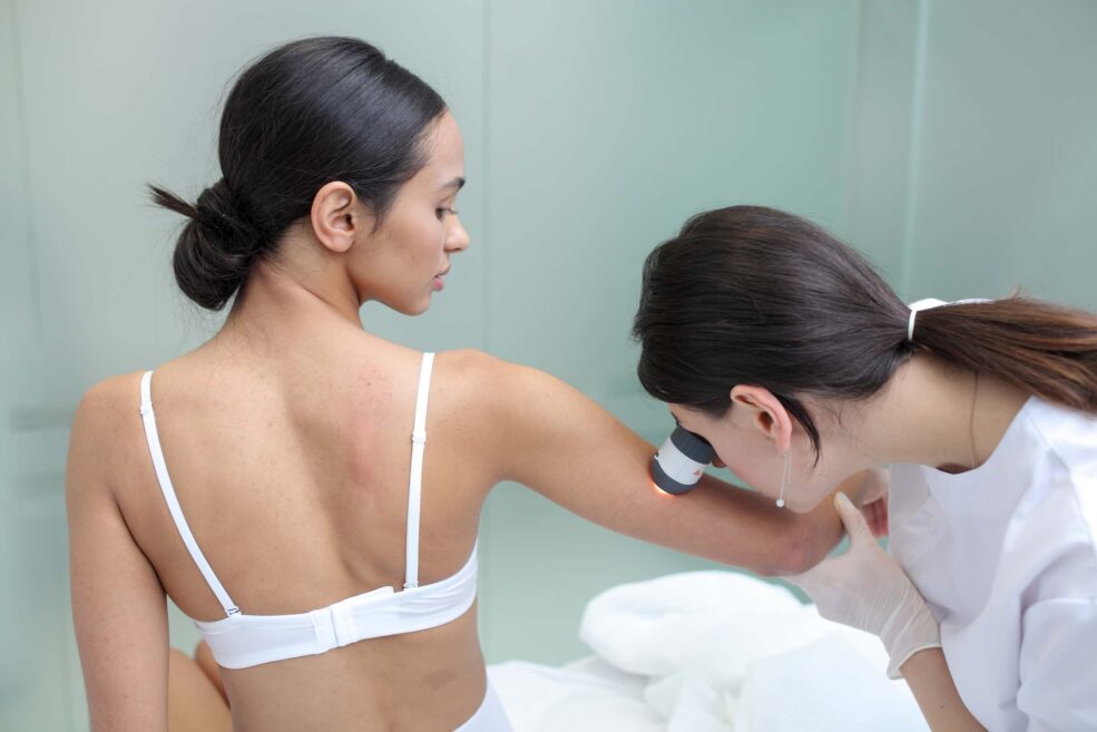 Чому регулярні відвідини дерматолога є обов’язковими?