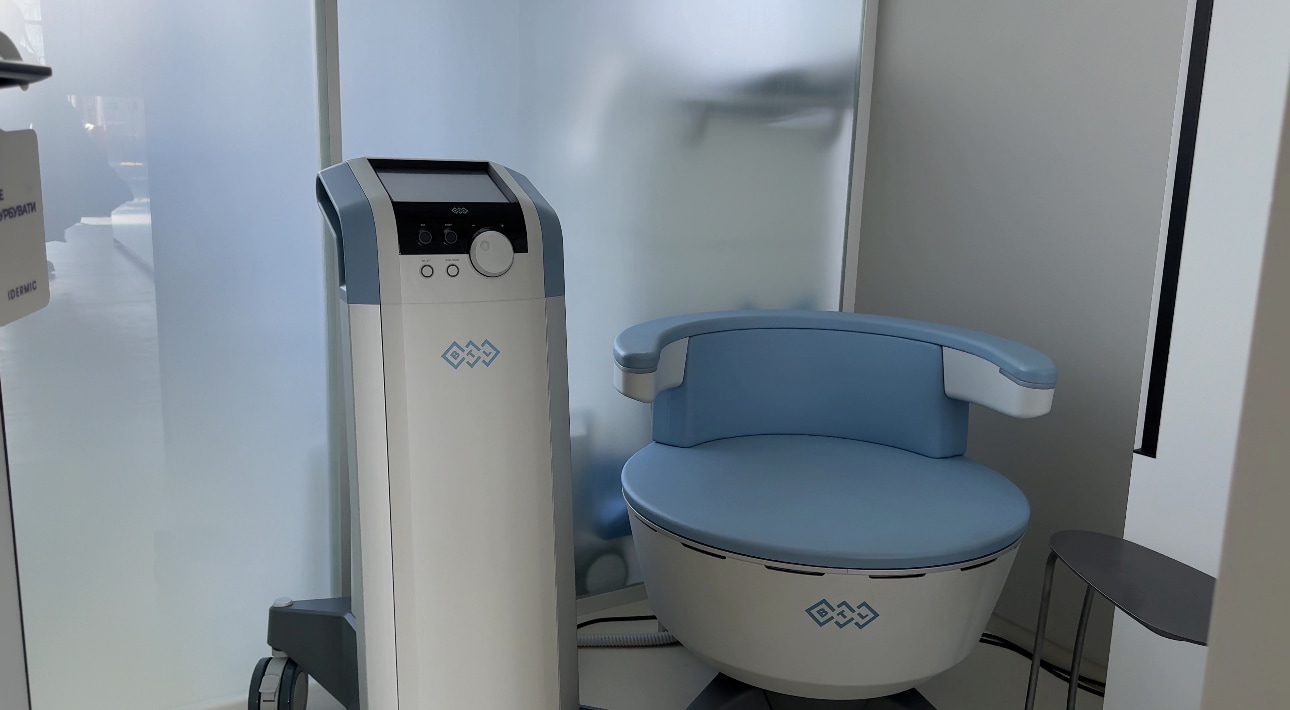 Магнітно-імпульсна терапія Emsella