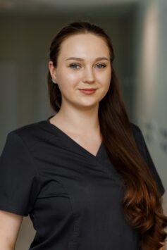 Василина Черкас, масажист-реабілітолог центру IDERMIC у Львові